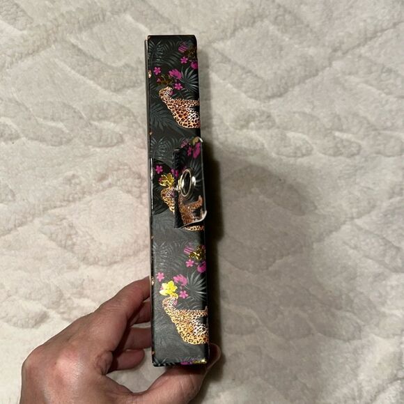 daisy fuentes Fuchsia Pink Gold Ultimate 5 Piece Pedi Manicure Set Travel Case - Picture 6 of 6